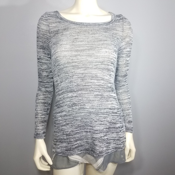 princess vera wang Sweaters - Gray Sweater Small Vera Wang Plaid Hem